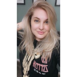 Meet your Posher, Erika